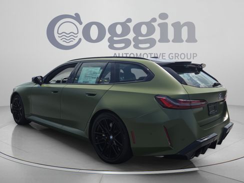 New 2027 BMW M5 Touring AWD/4WD image 3