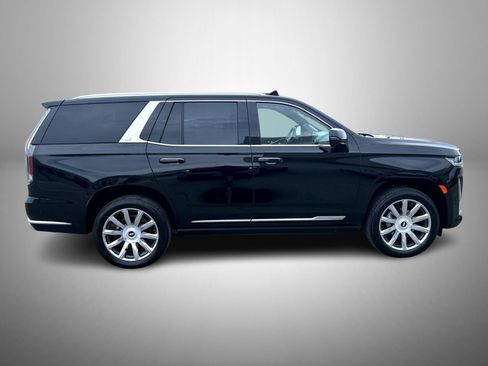 Certified 2024 Cadillac Escalade Premium Luxury Platinum w/ Heavy-Duty Trailer Package AWD/4WD image 4