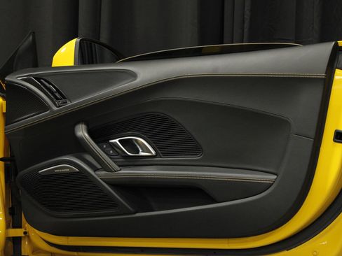Used 2022 Audi R8 V10 performance RWD image 14