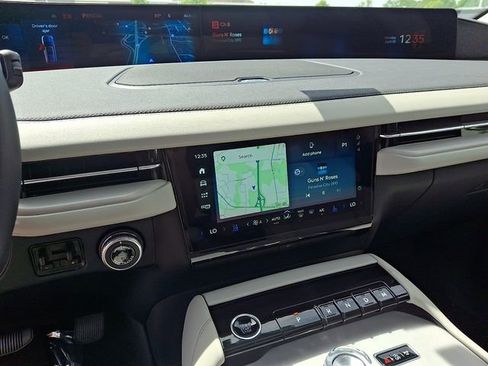 New 2026 Lincoln Navigator L Reserve AWD/4WD image 7