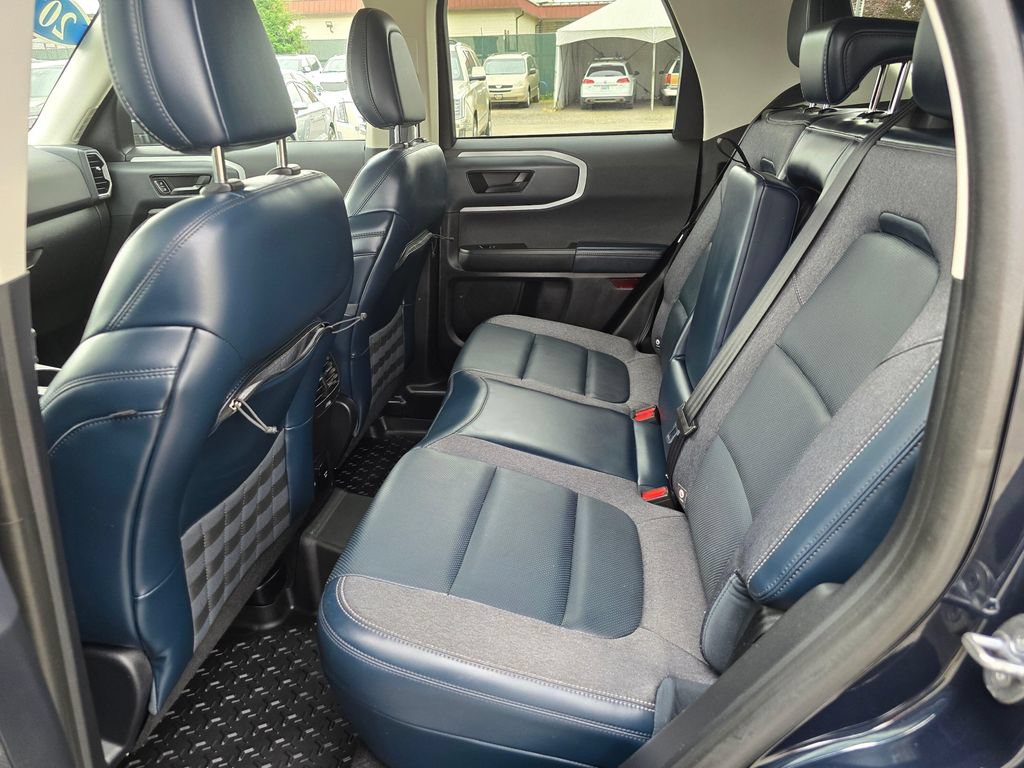 Used 2022 Ford Bronco Sport Outer Banks AWD/4WD image 16