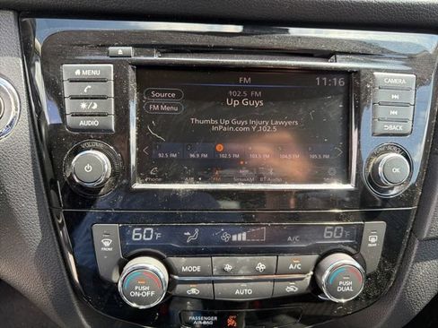Used 2019 Nissan Rogue SV AWD/4WD image 26