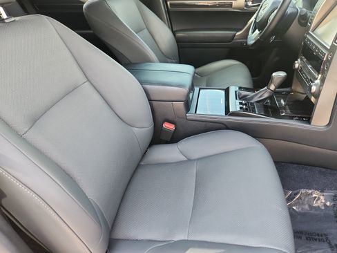 Used 2021 Lexus GX 460 Premium w/ Premium Package AWD/4WD image 16