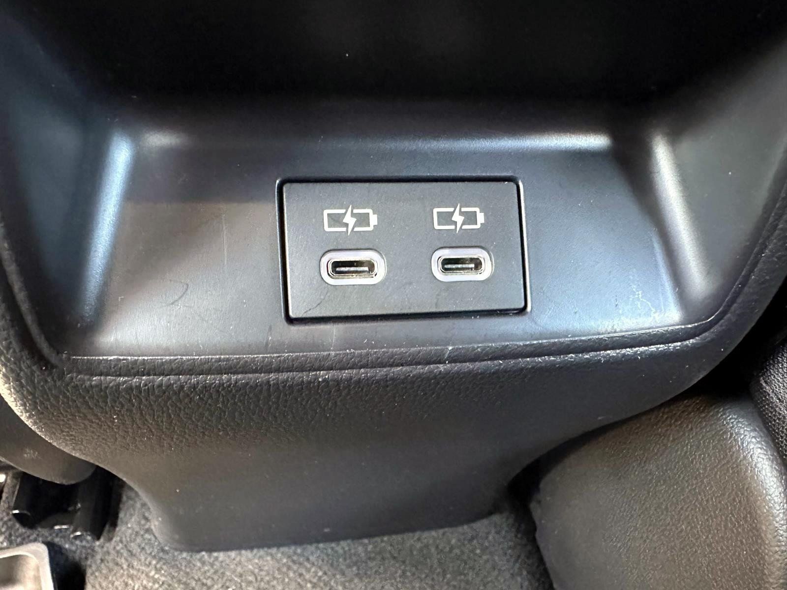 Used 2024 Toyota Corolla SE FWD image 14