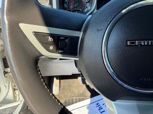 Used 2010 Chevrolet Camaro SS image 11