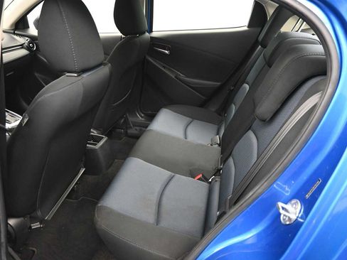 Used 2017 Toyota Yaris iA FWD image 7