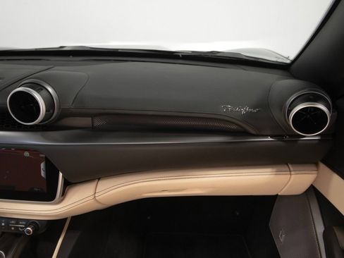 Used 2020 Ferrari Portofino image 52