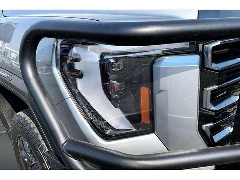 Used 2024 GMC Sierra 3500 AT4 w/ AT4 Premium Plus Package AWD/4WD image 26