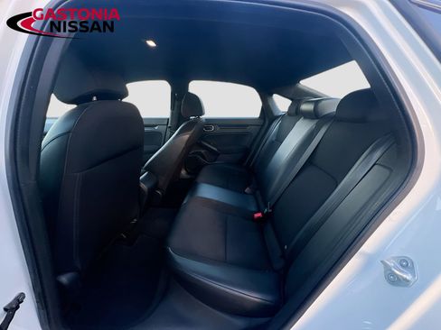 Used 2023 Honda Civic Sport image 30