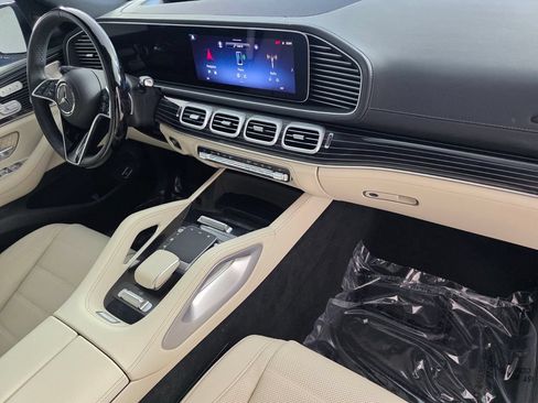 Certified 2026 Mercedes-Benz GLS 580 4MATIC image 28