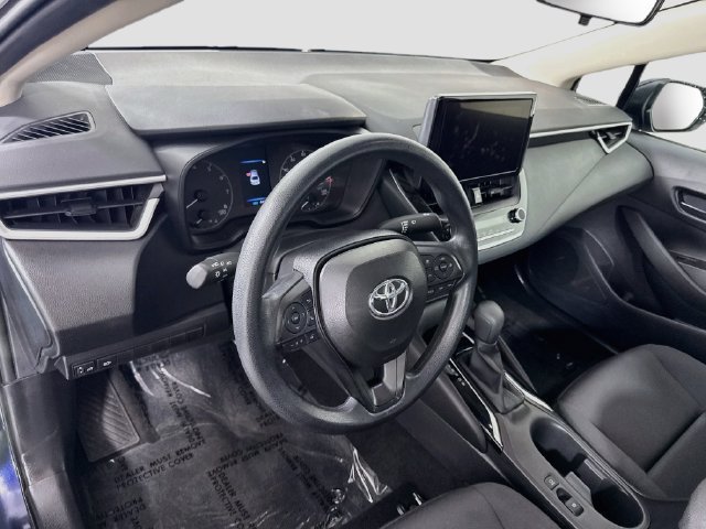 Certified 2025 Toyota Corolla LE FWD image 9