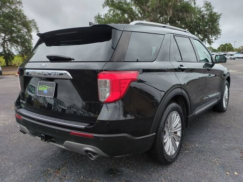 Used 2022 Ford Explorer Limited w/ Equipment Group 301A RWD image 4