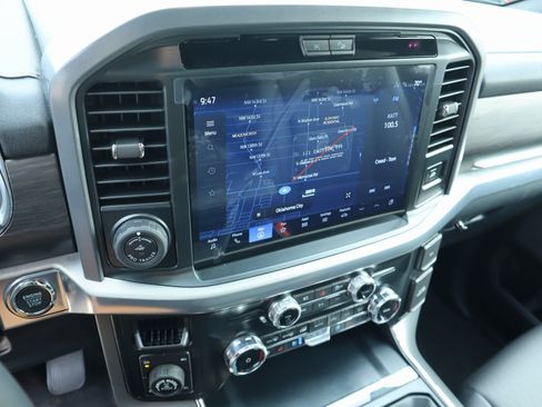 New 2025 Ford F150 Lariat w/ Equipment Group 501A Mid image 6