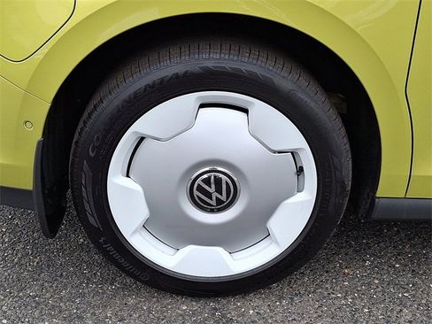 New 2025 Volkswagen ID. Buzz 1st Edition image 5