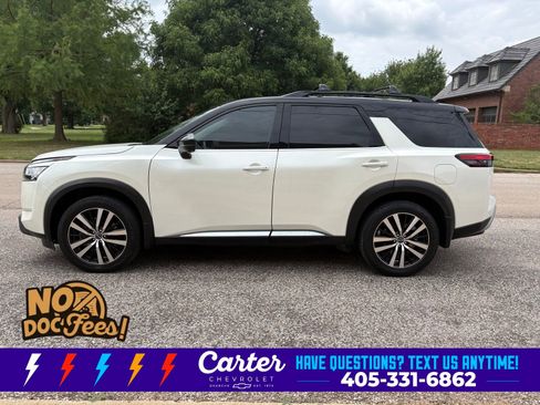 Used 2023 Nissan Pathfinder Platinum w/ Black Appearance Package FWD image 60