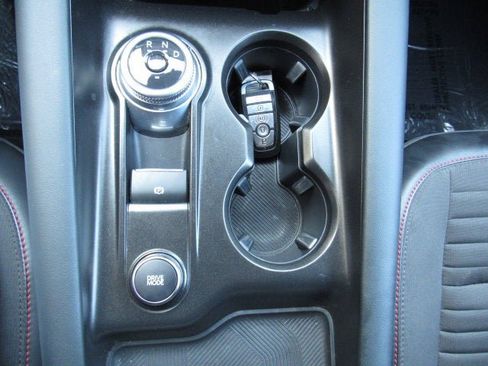 Used 2025 Ford Explorer ST-Line AWD/4WD image 22