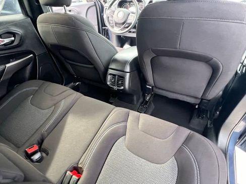 Used 2020 Jeep Cherokee Latitude image 28