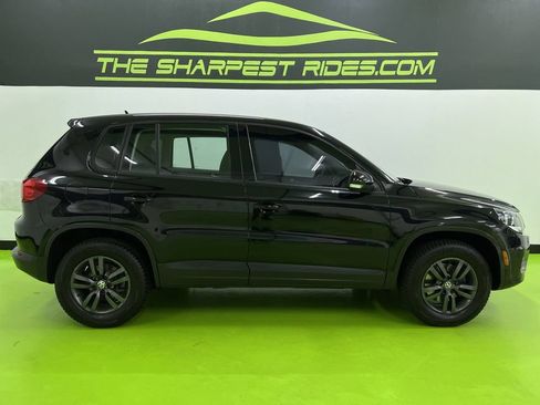 Used 2013 Volkswagen Tiguan S FWD image 11