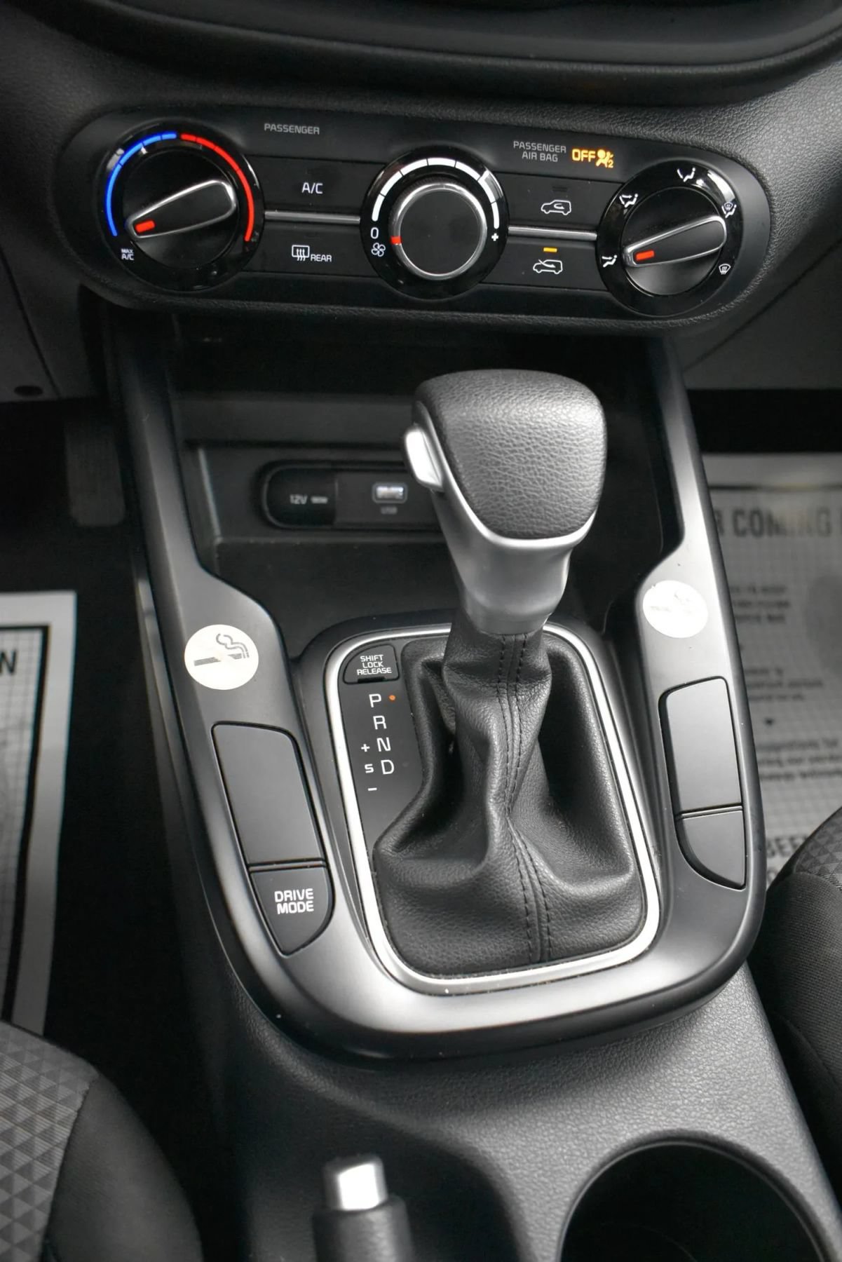 Used 2024 Kia Soul LX w/ LX Technology Package FWD image 33