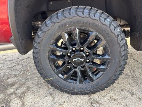 New 2026 Chevrolet Silverado 2500 LTZ w/ Trail Boss Package image 9