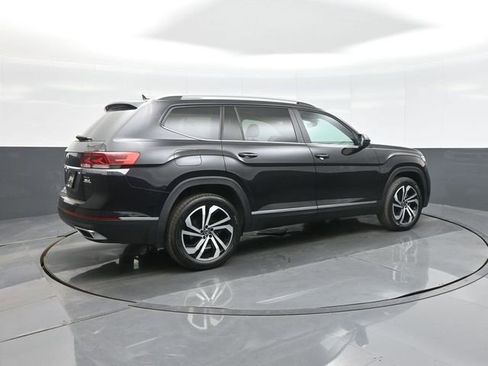 Used 2023 Volkswagen Atlas SEL AWD/4WD image 7