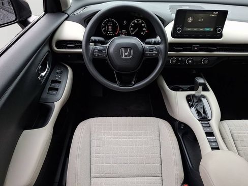 Used 2024 Honda HR-V LX image 13