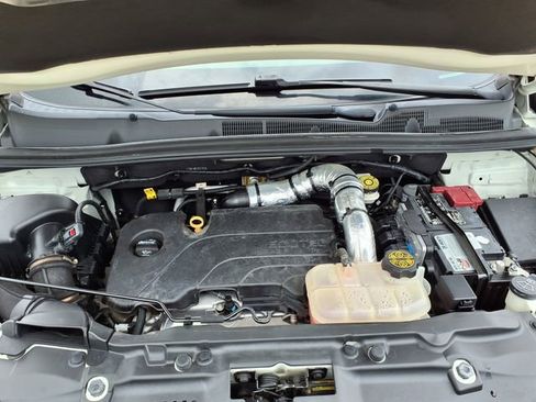 Used 2019 Buick Encore Essence w/ Experience Buick Package FWD image 36