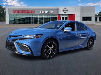 Used 2023 Toyota Camry SE image 1