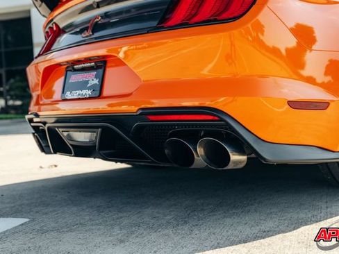 Used 2020 Ford Mustang Shelby GT500 w/ Technology Package RWD image 41