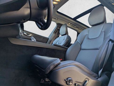 New 2026 Volvo XC60 T8 Ultra w/ Climate Package image 4