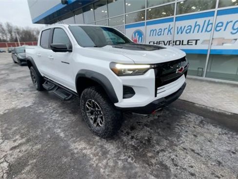 Certified 2025 Chevrolet Colorado ZR2 w/ Technology Package image 2