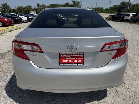 Used 2012 Toyota Camry LE FWD image 4