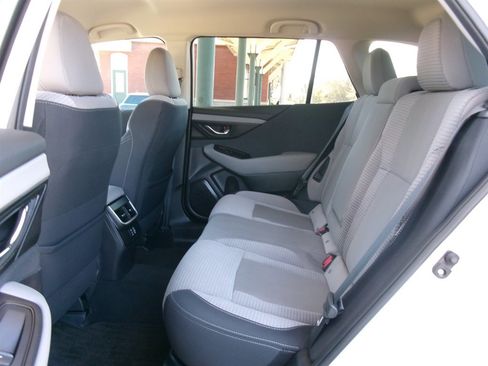 Used 2023 Subaru Outback Premium AWD/4WD image 32