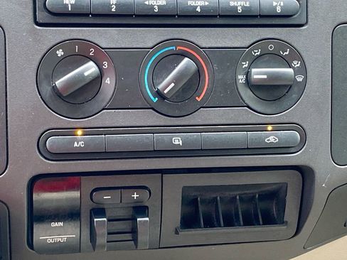 Used 2008 Ford F350 XL image 25