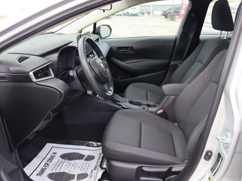 Used 2024 Toyota Corolla LE image 16