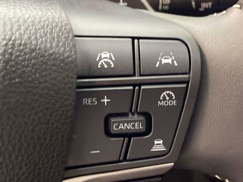 Used 2025 Toyota Camry SE FWD image 32