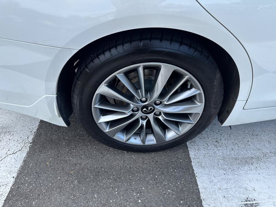 Used 2022 INFINITI Q50 Luxe w/ Cargo Package AWD/4WD image 12
