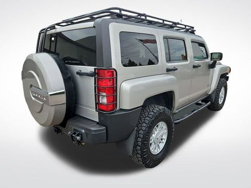 Used 2009 HUMMER H3 AWD/4WD image 5