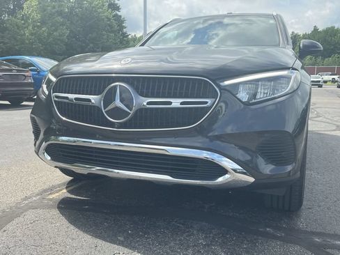 Used 2024 Mercedes-Benz GLC 300 4MATIC image 32