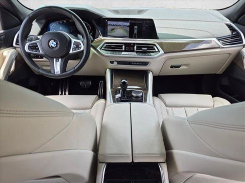 Used 2022 BMW X6 xDrive40i w/ M Sport Package AWD/4WD image 16