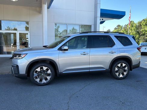 New 2026 Honda Pilot Elite image 3