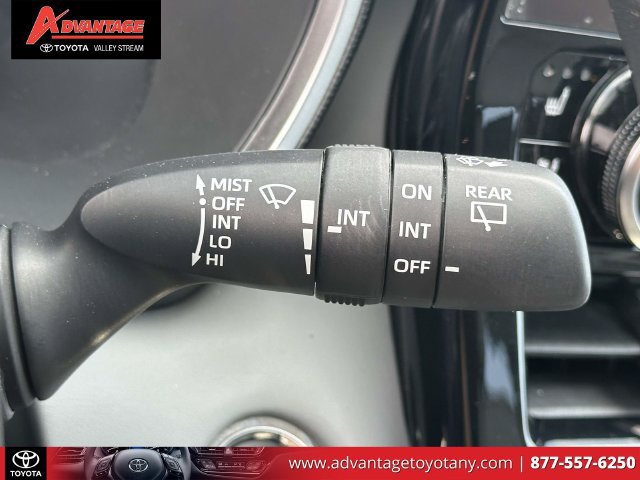 Used 2023 Toyota Highlander Limited AWD/4WD image 31