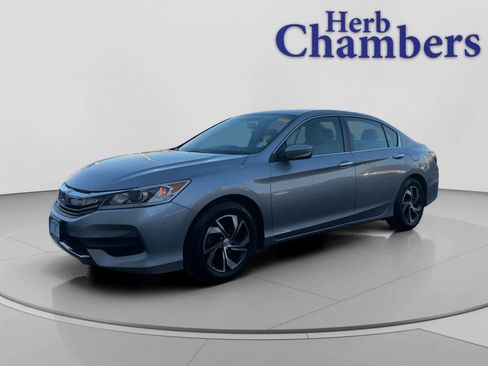 Used 2017 Honda Accord LX image 9