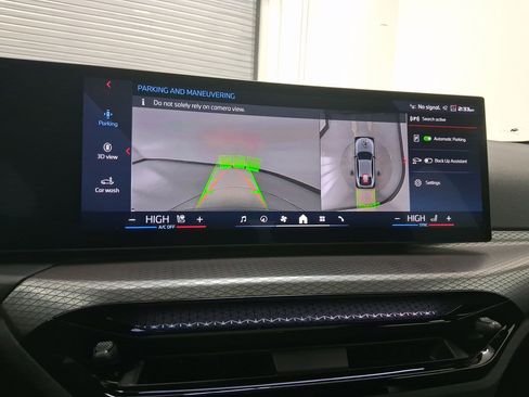 Used 2025 BMW M440i image 23