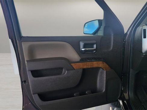 Used 2016 GMC Sierra 1500 SLE w/ SLE Value Package image 12