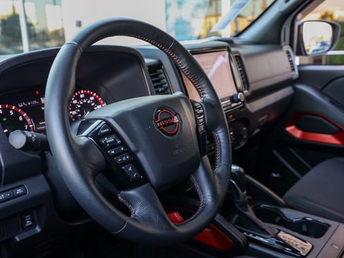 Used 2023 Nissan Frontier PRO-4X w/ Pro Convenience Package image 14