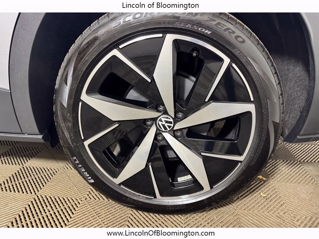 Used 2025 Volkswagen ID.4 Pro S AWD/4WD image 25