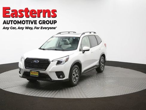 Used 2022 Subaru Forester Premium AWD/4WD image 58