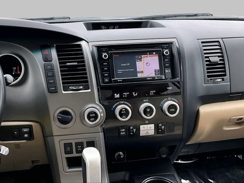 Used 2017 Toyota Sequoia Limited w/ Safety & Convenience Package AWD/4WD image 7