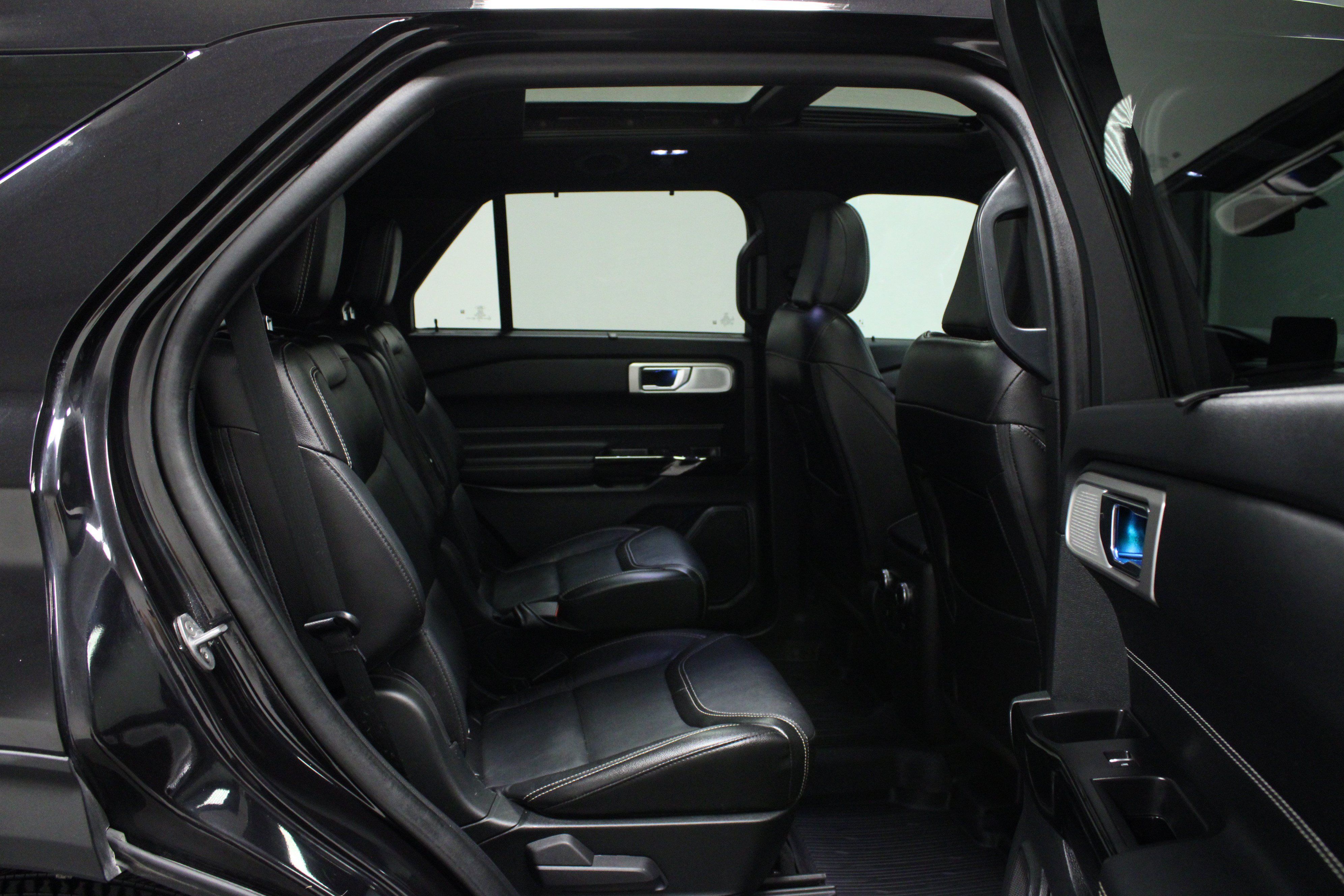 Used 2023 Ford Explorer ST w/ Equipment Group 401A AWD/4WD image 16